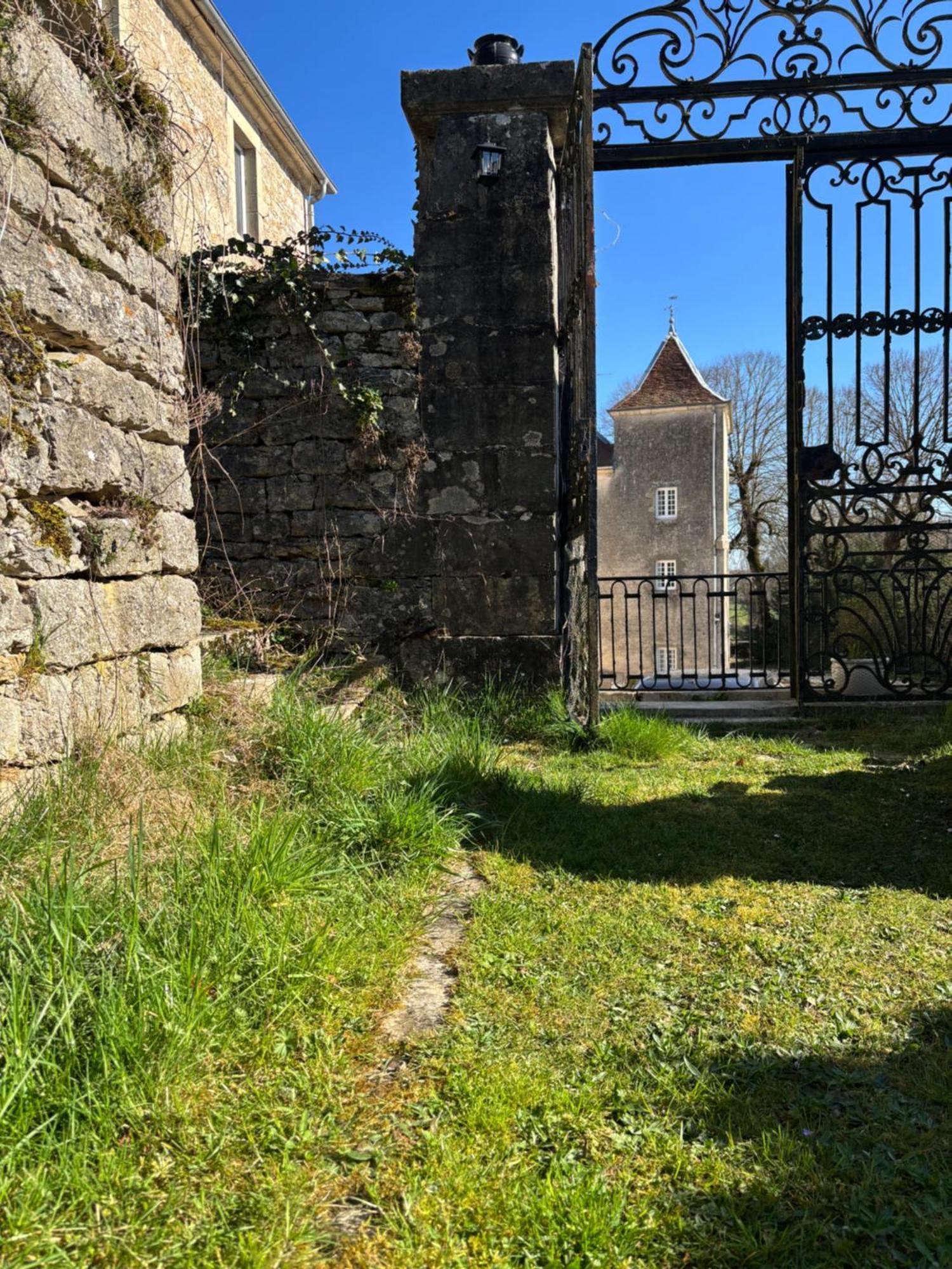 Chateau La Hussardiere Dampierre-sur-Salon Экстерьер фото